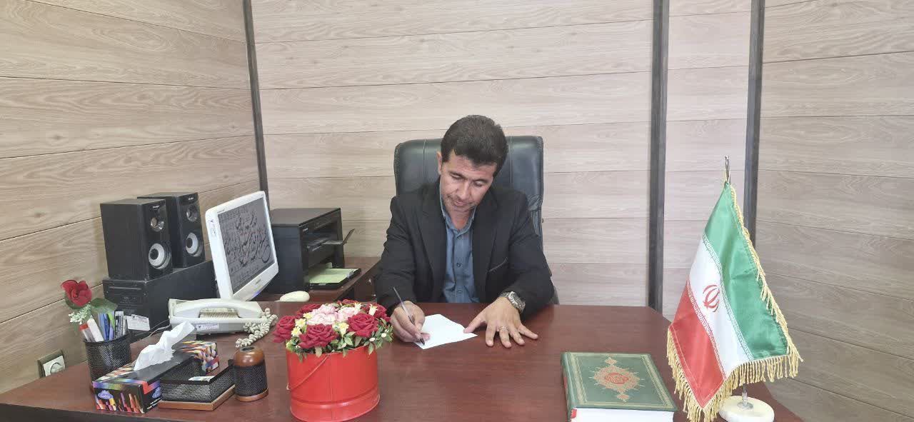 امام خمینی (ره) رهبر مکتب‌ساز و جهانی