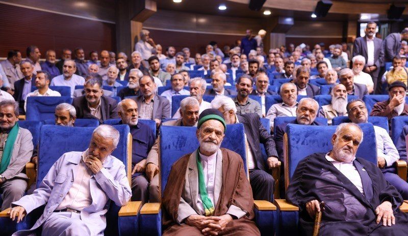 تجلیل از ۲۰۰ پیرغلام اهل بیت