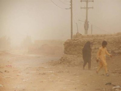 طوفان گرد و غبار سیستان با سرعتی نزدیک به ۱۰۰ کیلومتر در ساعت وزید