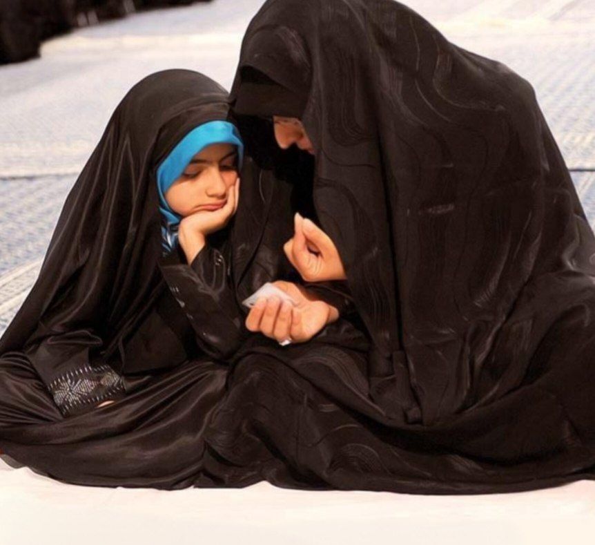 آموزش عفاف و حجاب در خانواده