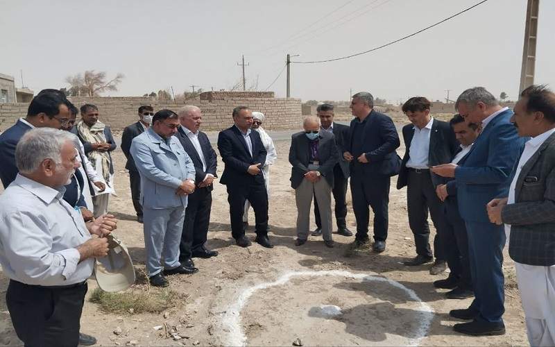 آغاز ساخت ۲ مدرسه در زهک و هامون