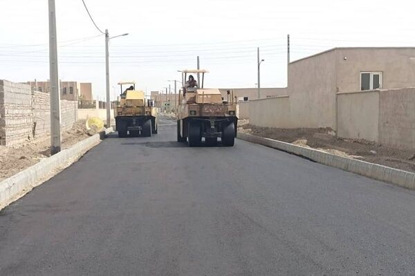 آسفالت معابر روستای ملاعلی شهرستان هامون