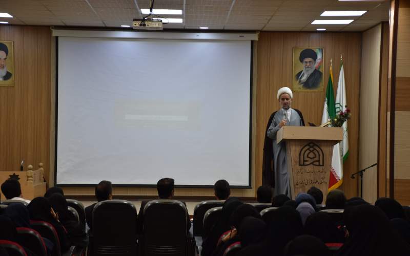 تربیت دینی پایه صیانت هویت زن ایرانی