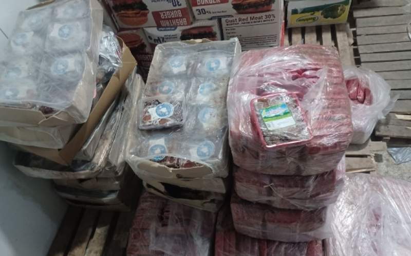 جمع‌آوری ۳۰۰ کیلو مواد گوشتی فاسد در زهک