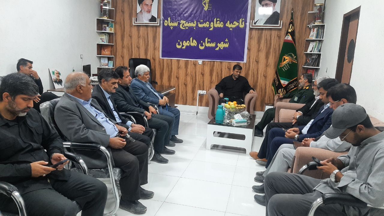 دیدار نماینده سیستان با فرمانده سپاه هامون