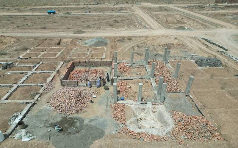 تحویل ۱۷۲۵ قطعه زمین جوانی جمعیت در سیستان‌وبلوچستان