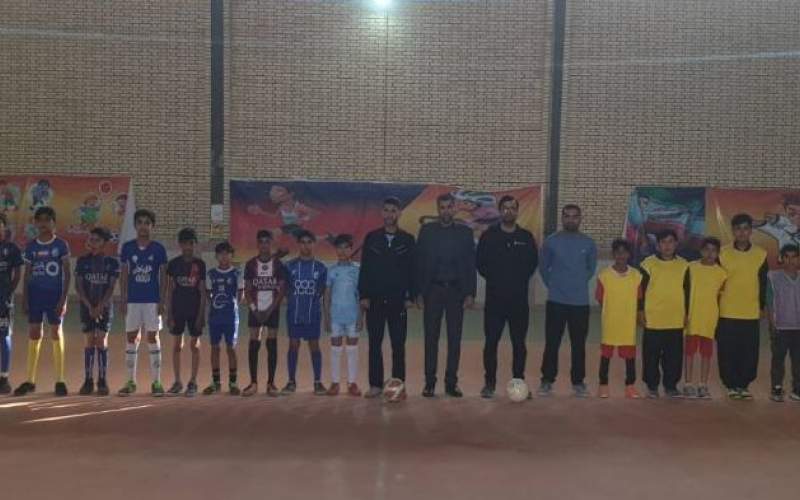 رقابت فوتسالی دانشآموزان نیمروز در جام اقتدار