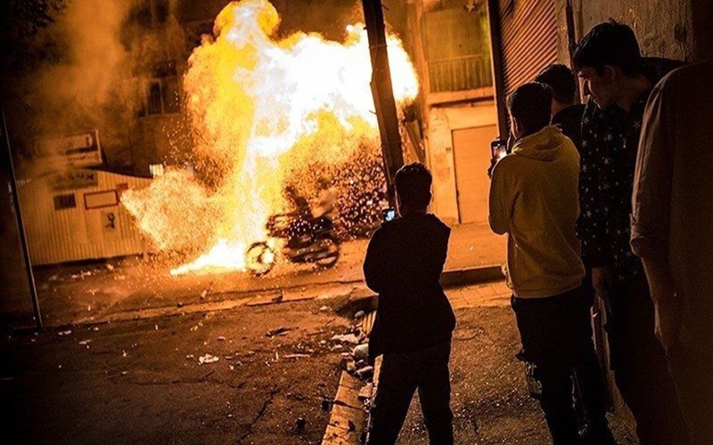 شادی چهارشنبه‌سوری را به غم چهارشنبه‌سوزی تبدیل نکنیم