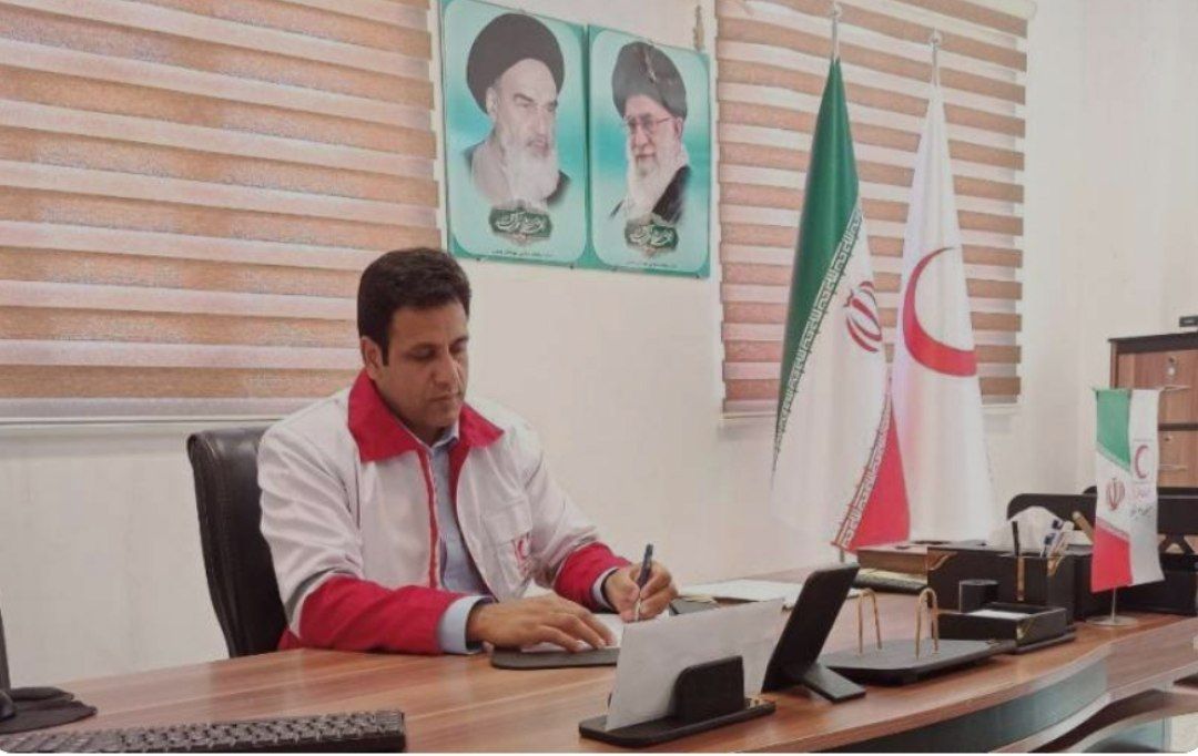 هلال احمر نماد خدمت و ایثار