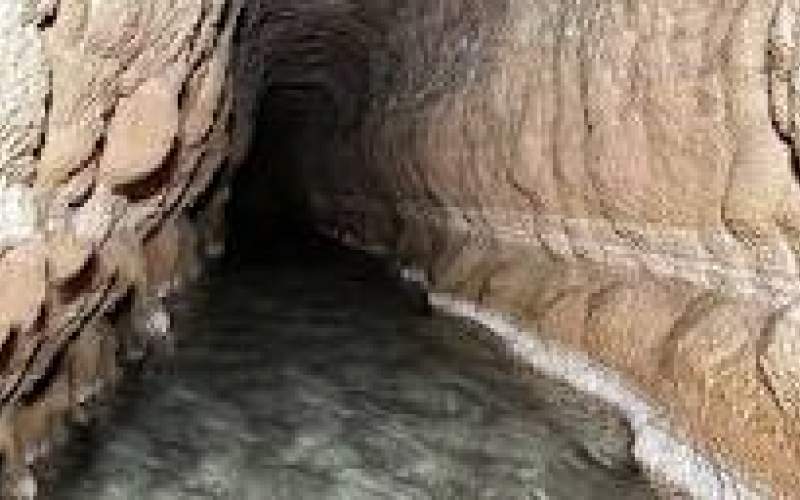 بازسازی ۱۰۰ کیلومتر از قنات‌های شهرستان خاش