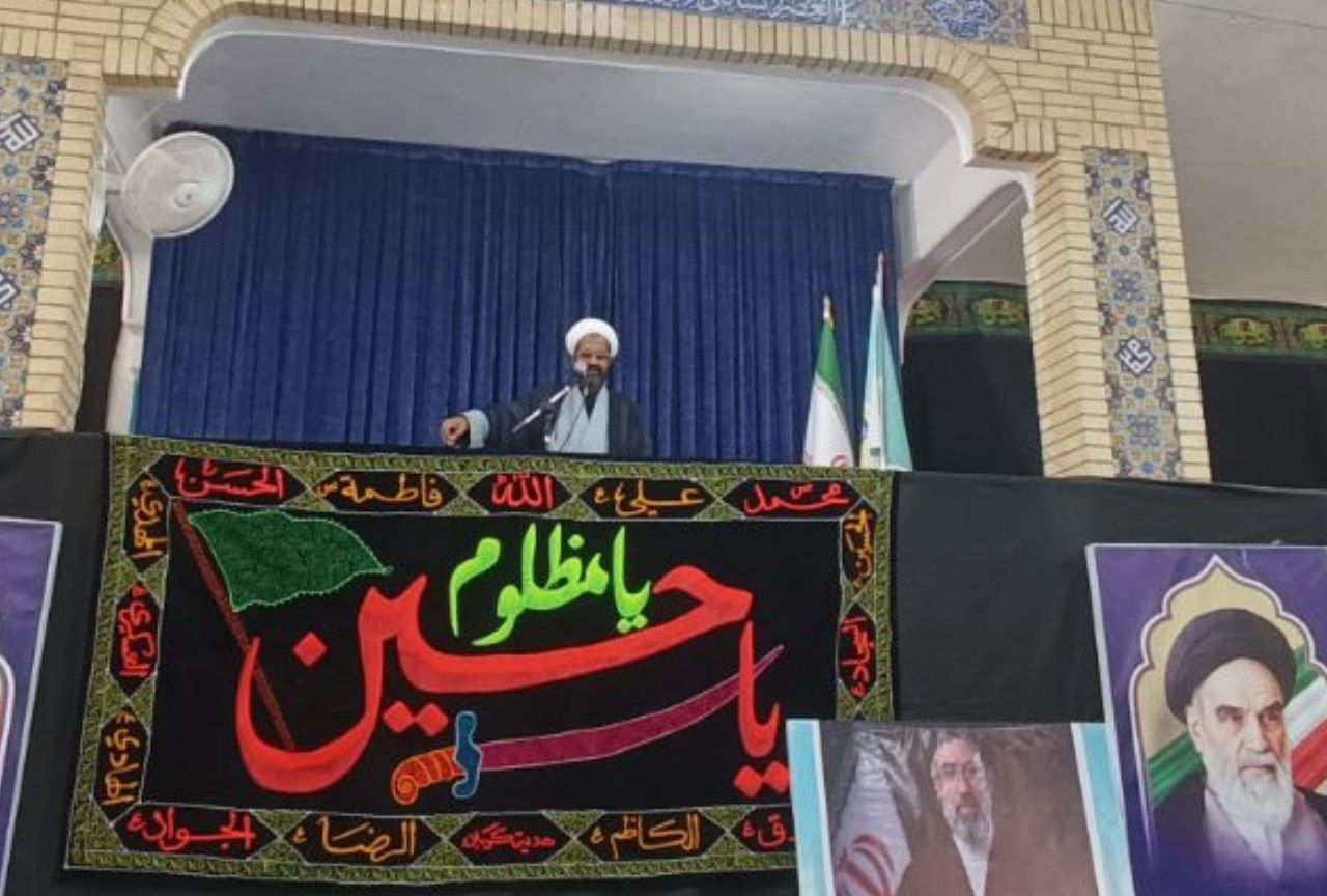  عاشورا مکتب عزت، مقاومت و بصیرت ملت