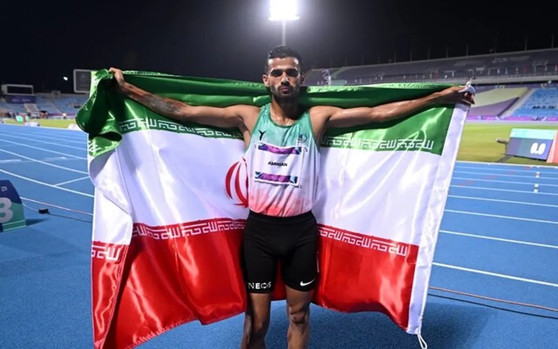 قهرمان، ابزار تبلیغاتی برای دیده‌شدن مقطعی مسئولان نیست