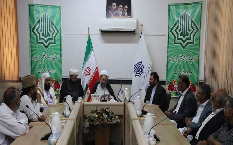 ملت ایران از بحران‌ها مقتدرانه عبور کرد
