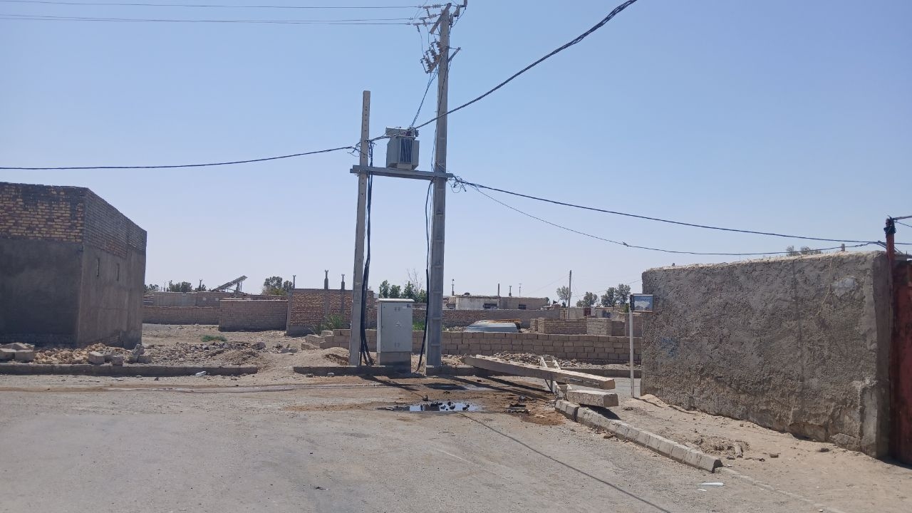 فرسودگی شبکه و طوفان عامل آسیب به خطوط برق