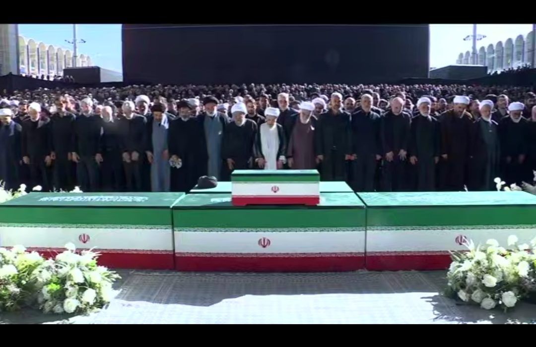 اقامه نماز بر پیکر امام شهید امت در مصلای تهران