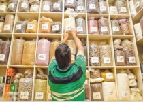 ممنوعیت عرضه اشکال دارویی در عطاری‌ها زاهدان