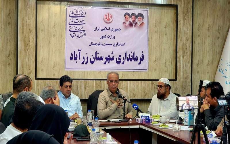 تأکید بر شتاب‌بخشی به توسعه زیرساخت‌های زرآباد