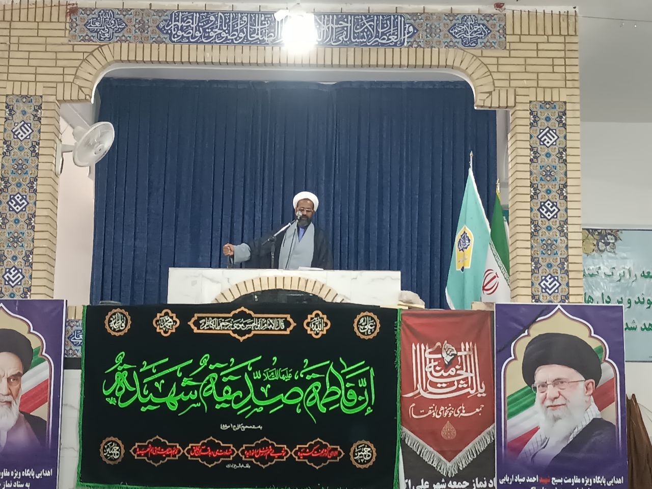وحدت ملی عامل ایستادگی در برابر دشمن است