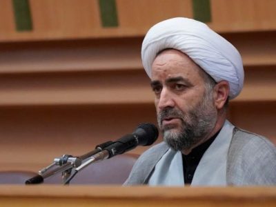مکتب امام خمینی (ره) چراغ راه انقلاب