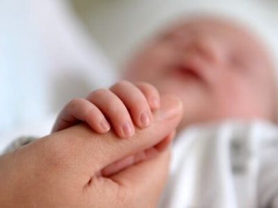 شیر مادر بهترین تغذیه برای نوزادان