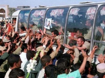 ایمان نورافکن رهایی در تاریکی اسارت