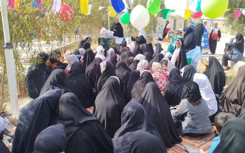 برگزاری جشن باشکوه انقلاب اسلامی در هامون