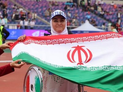 مسیر شهدا را تا پیروزی حق بر باطل ادامه می‌دهم