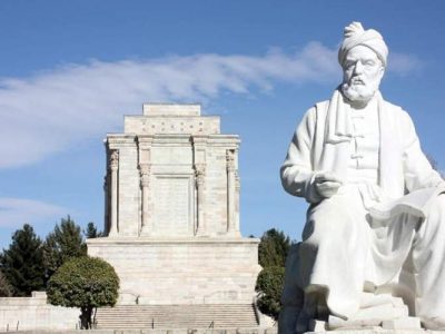 شاهنامه، ستون استوار هویت ایرانی است