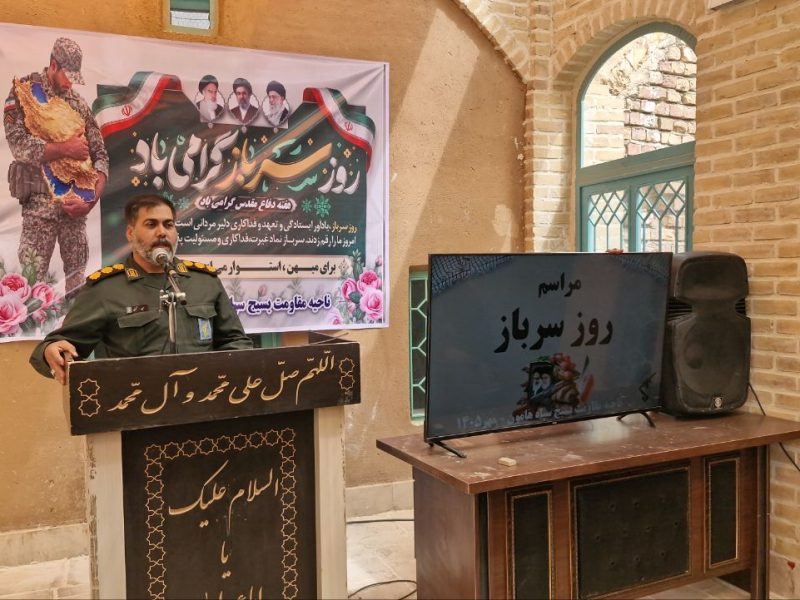 سربازان، جوانان آینده‌ساز کشور هستند